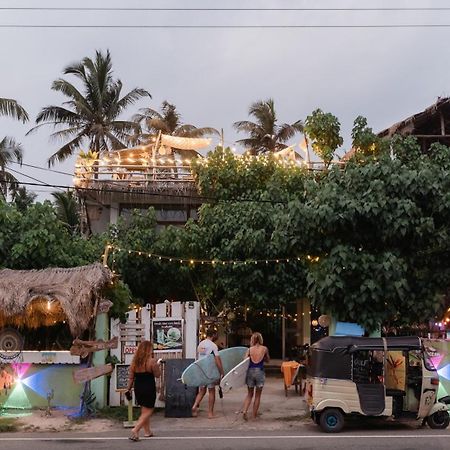بيت شباب Gaia Ocean Surf Yoga آهانغاما المظهر الخارجي الصورة